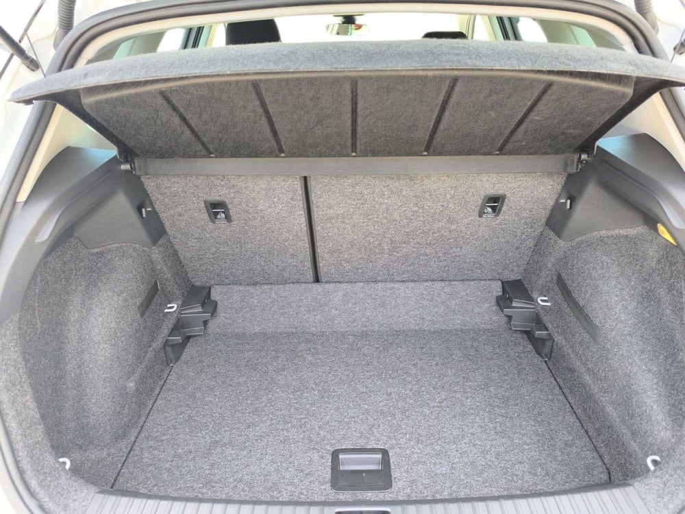 SEAT Arona usata a Udine (15)