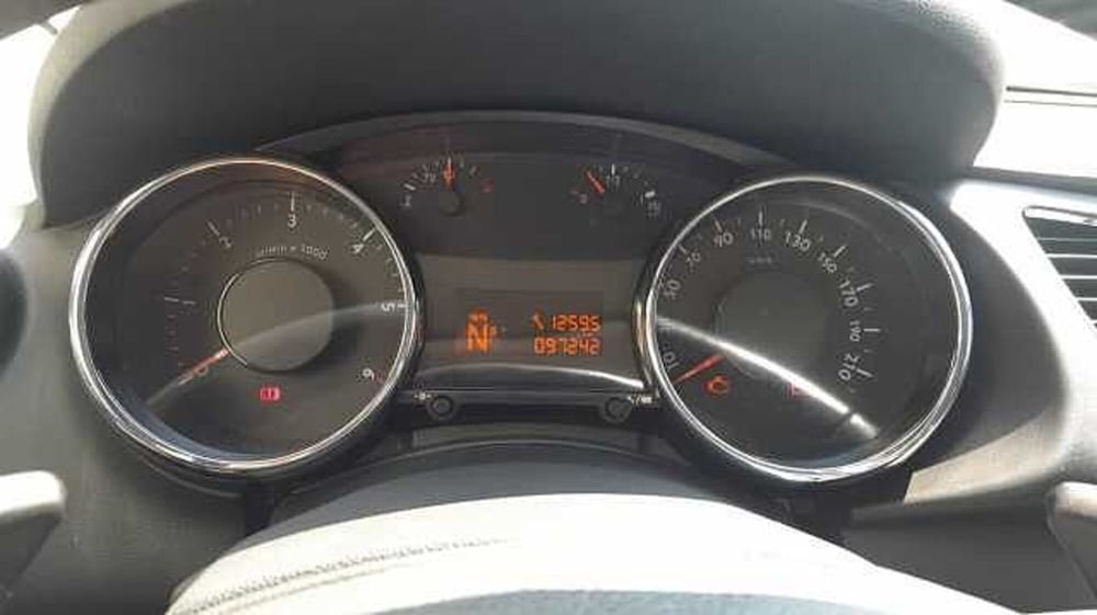 Peugeot 3008 usata a Genova (8)
