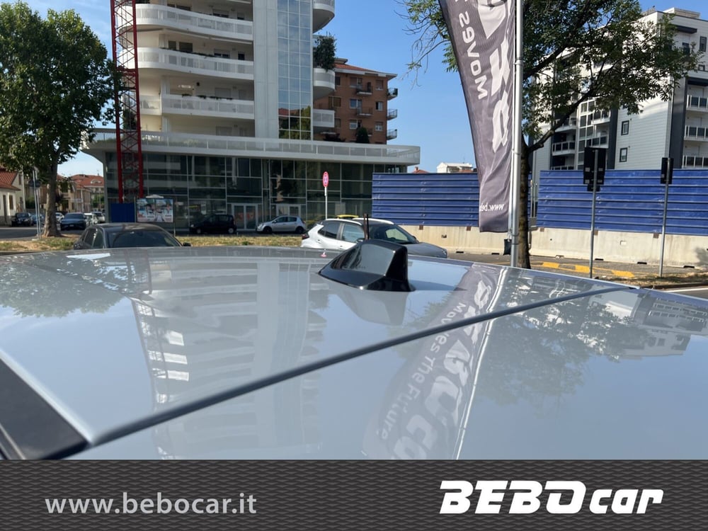 Jeep Avenger nuova a Torino (12)