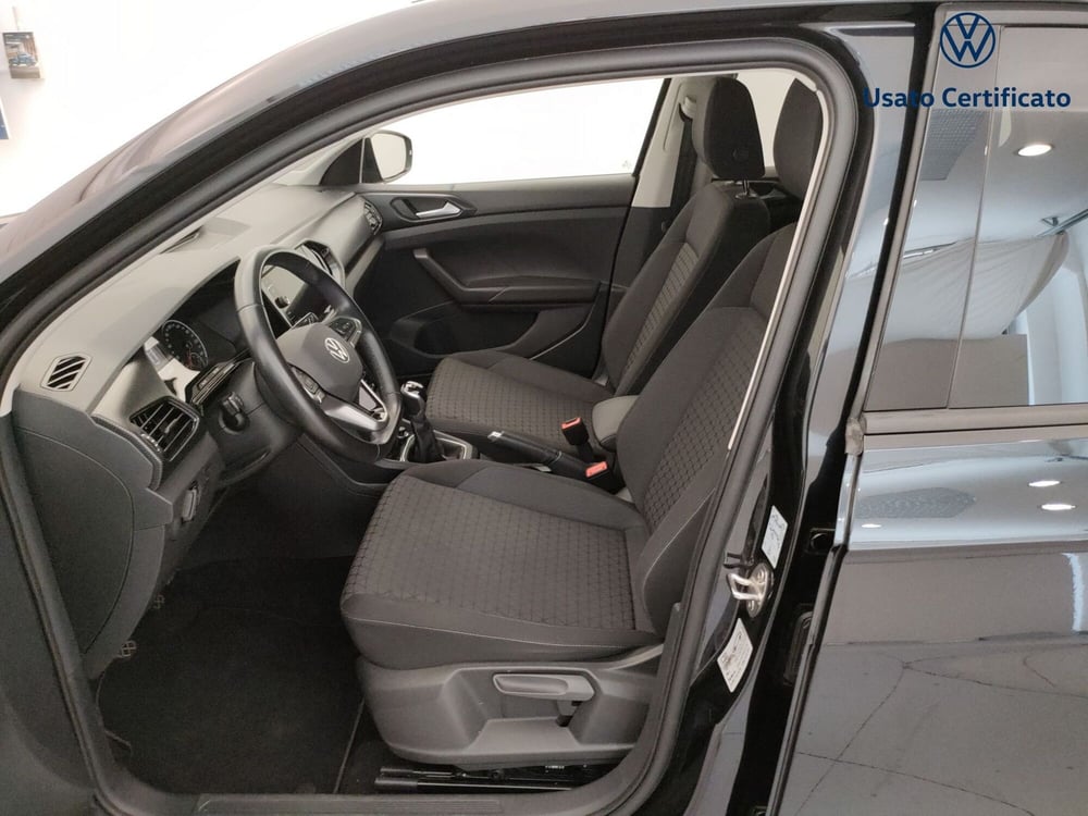 Volkswagen T-Cross usata a Varese (11)