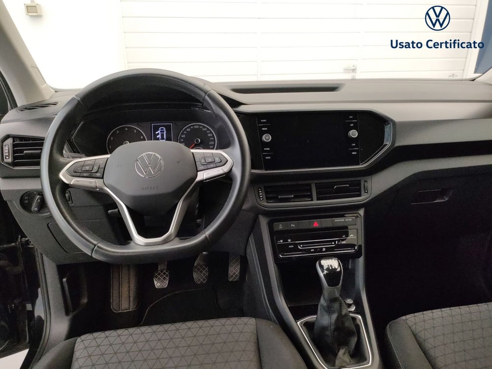 Volkswagen T-Cross usata a Varese (12)