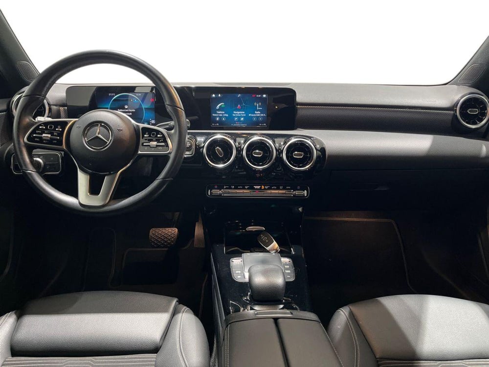 Mercedes-Benz Classe A usata a Napoli (11)