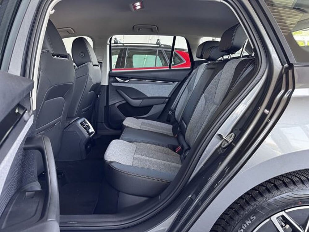Skoda Octavia Station Wagon nuova a Vicenza (9)