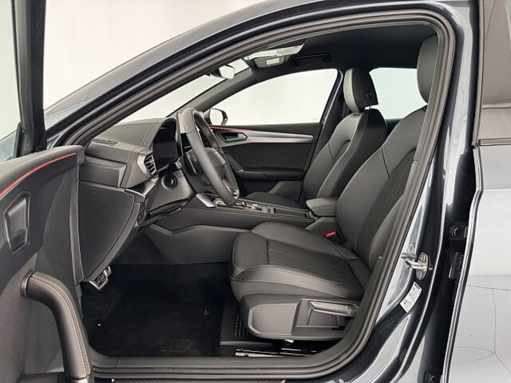 Cupra Leon nuova a Vicenza (7)