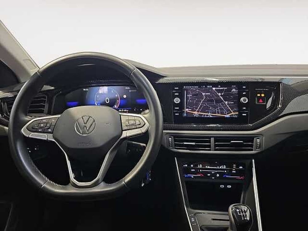 Volkswagen Taigo usata a Lecco (9)