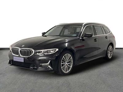 BMW Serie 3 Touring 320d 48V  Luxury del 2022 usata a Pianopoli
