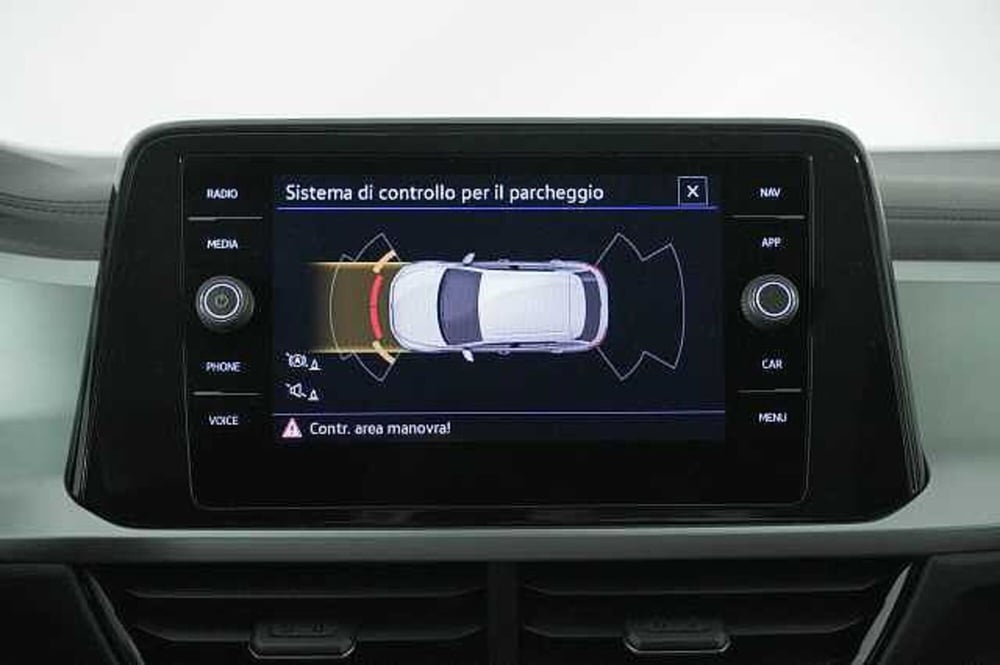 Volkswagen T-Roc usata a Como (15)