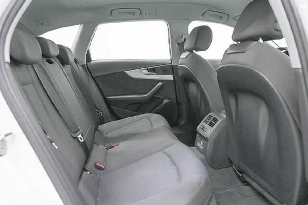 Audi A4 Avant usata a Como (9)