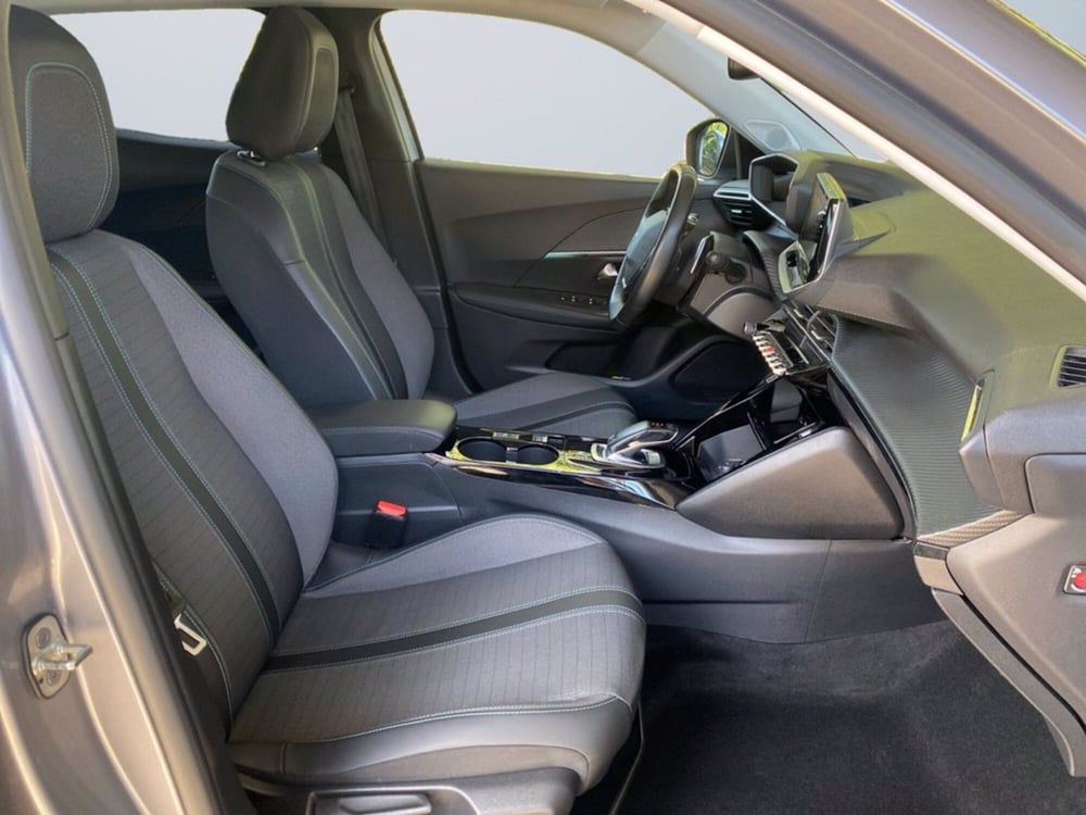 Peugeot 2008 usata a Milano (11)