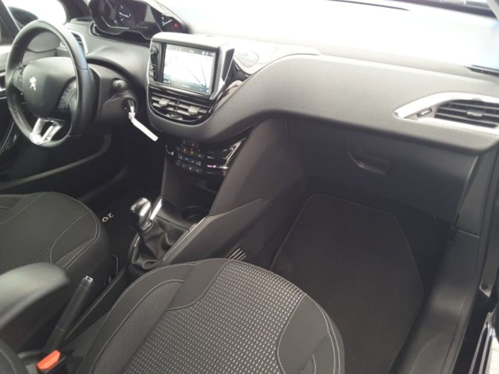 Peugeot 208 usata a Firenze (11)