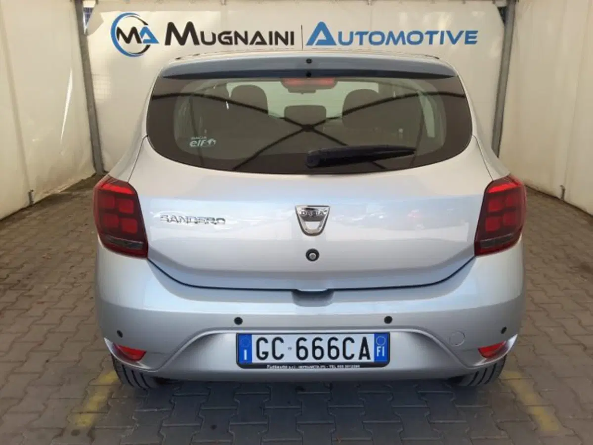 Dacia Sandero usata a Firenze (11)