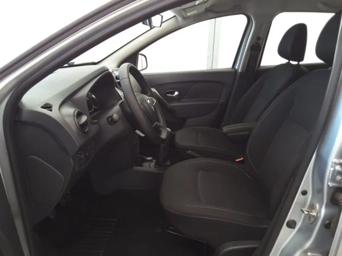 Dacia Sandero usata a Firenze (5)