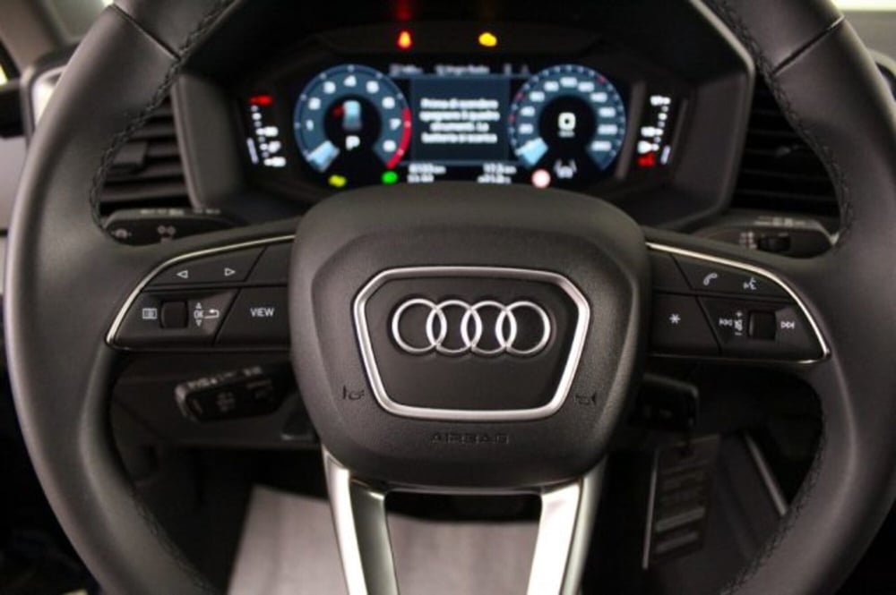 Audi A1 allstreet usata a Novara (7)