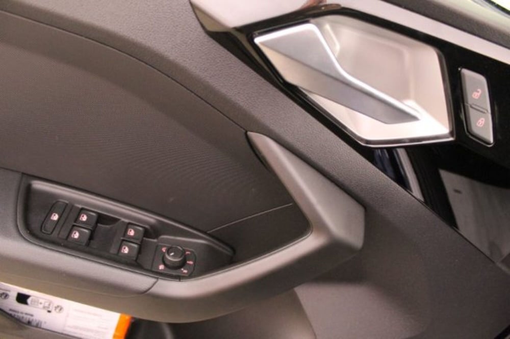 Audi A1 allstreet usata a Novara (8)