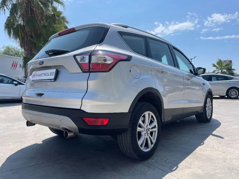 Ford Kuga usata a Lecce (12)
