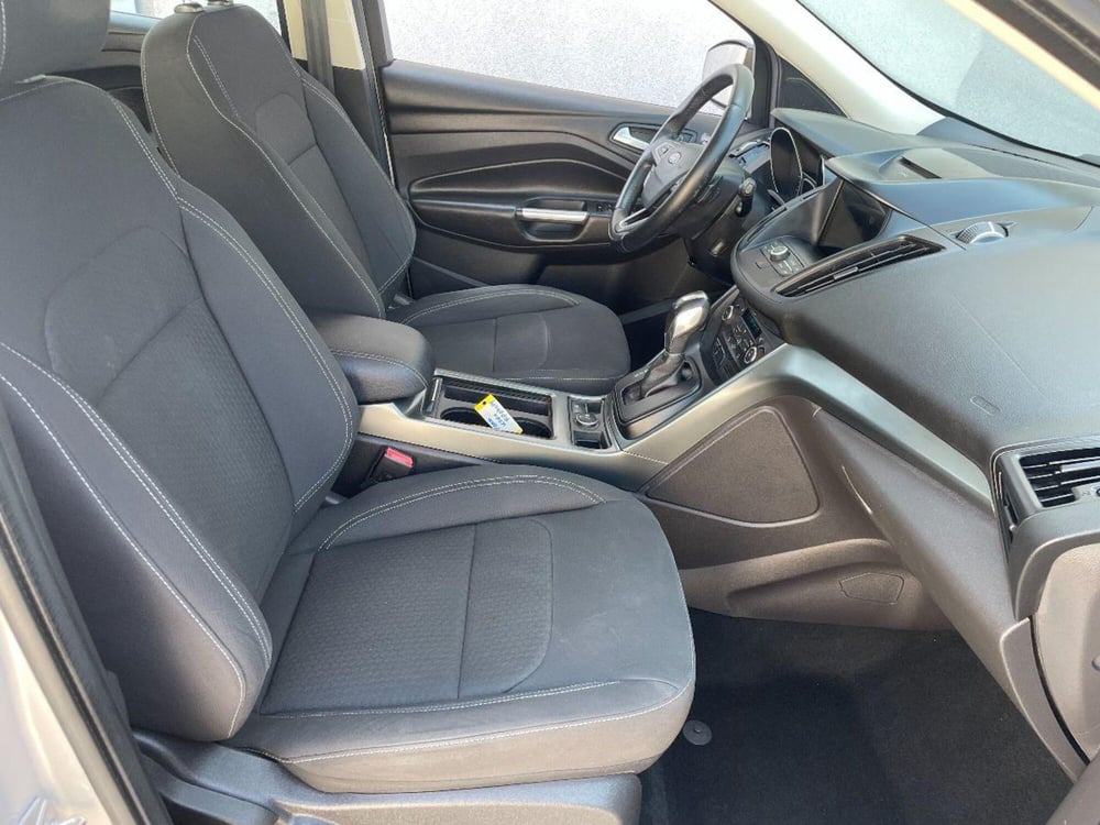 Ford Kuga usata a Lecce (18)