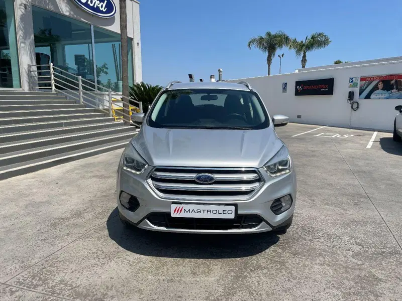 Ford Kuga usata a Lecce (5)