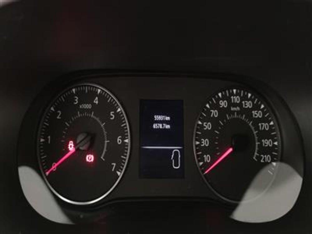 Dacia Duster usata a Bari (15)