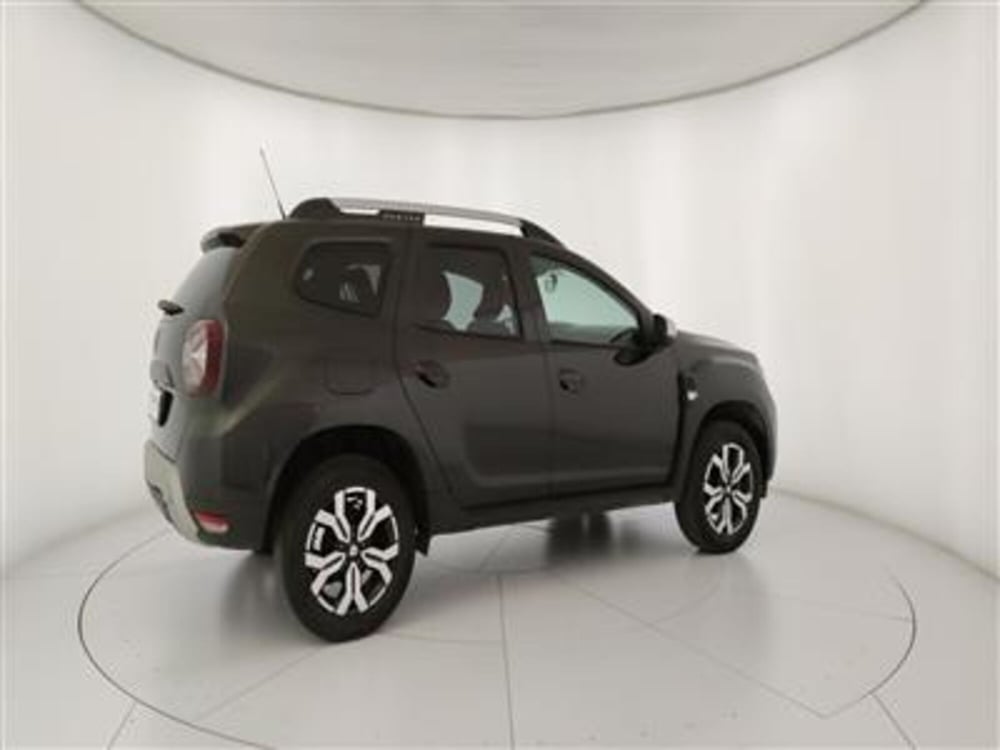 Dacia Duster usata a Bari (8)