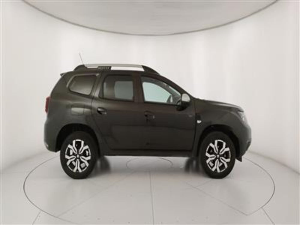 Dacia Duster usata a Bari (9)