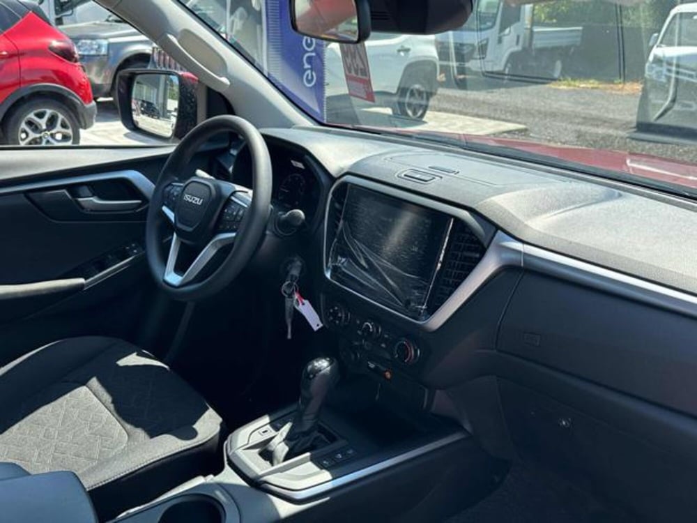 Isuzu D-Max Pick-up nuova a Lucca (20)