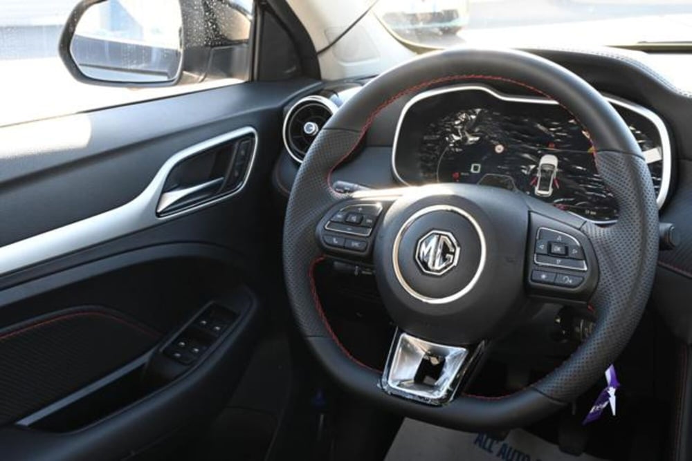 Mg ZS nuova a Torino (20)