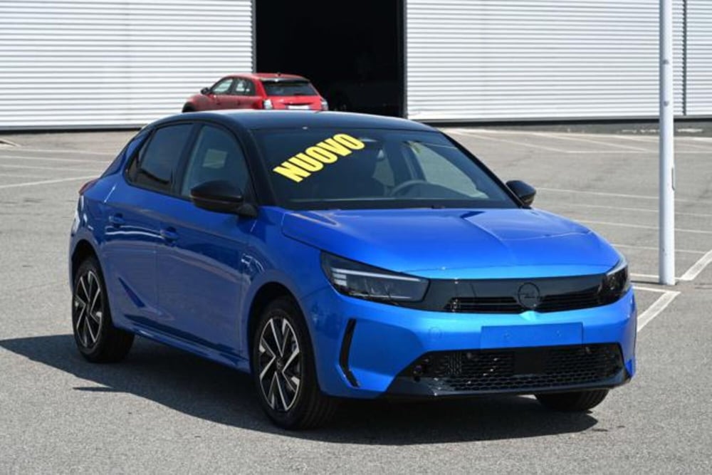 Opel Corsa nuova a Torino (3)