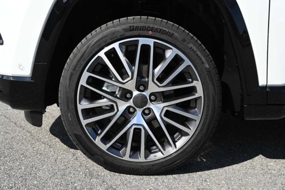 Jeep Compass nuova a Torino (10)