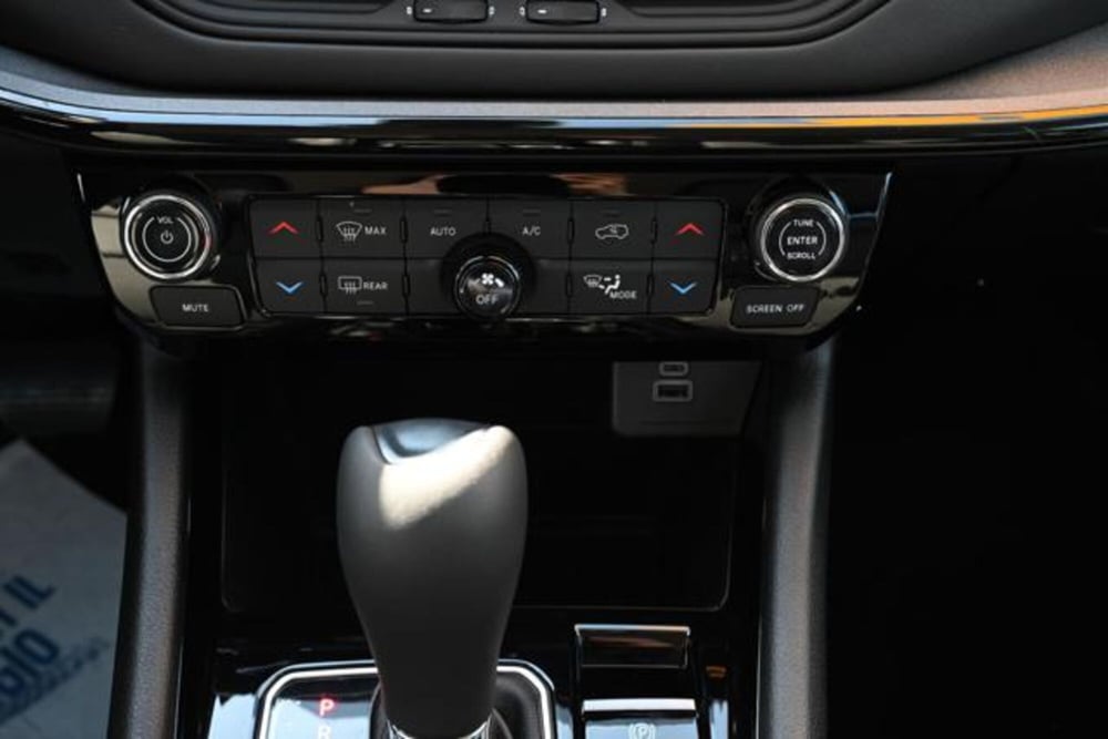 Jeep Compass nuova a Torino (19)