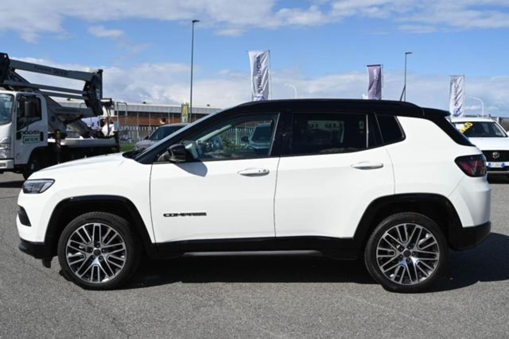 Jeep Compass nuova a Torino (8)
