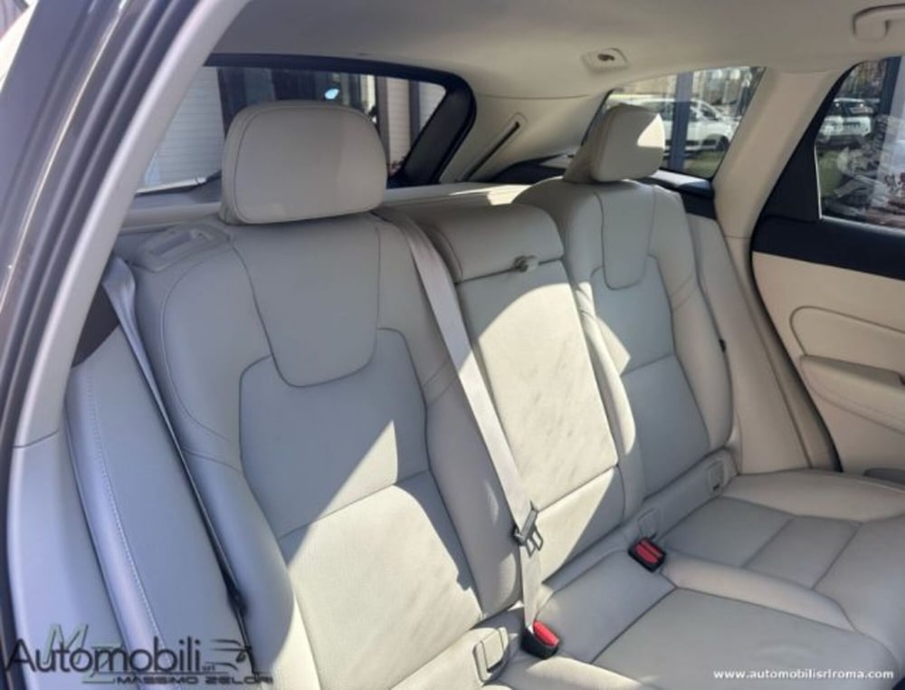 Volvo XC60 usata a Roma (13)