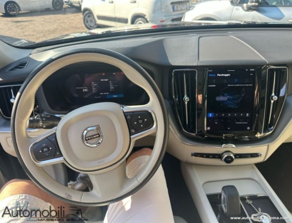Volvo XC60 usata a Roma (17)