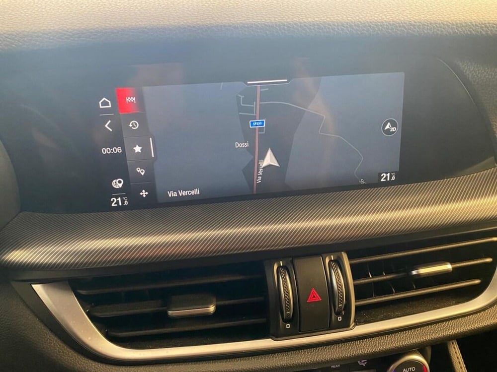 Alfa Romeo Stelvio usata a Torino (10)