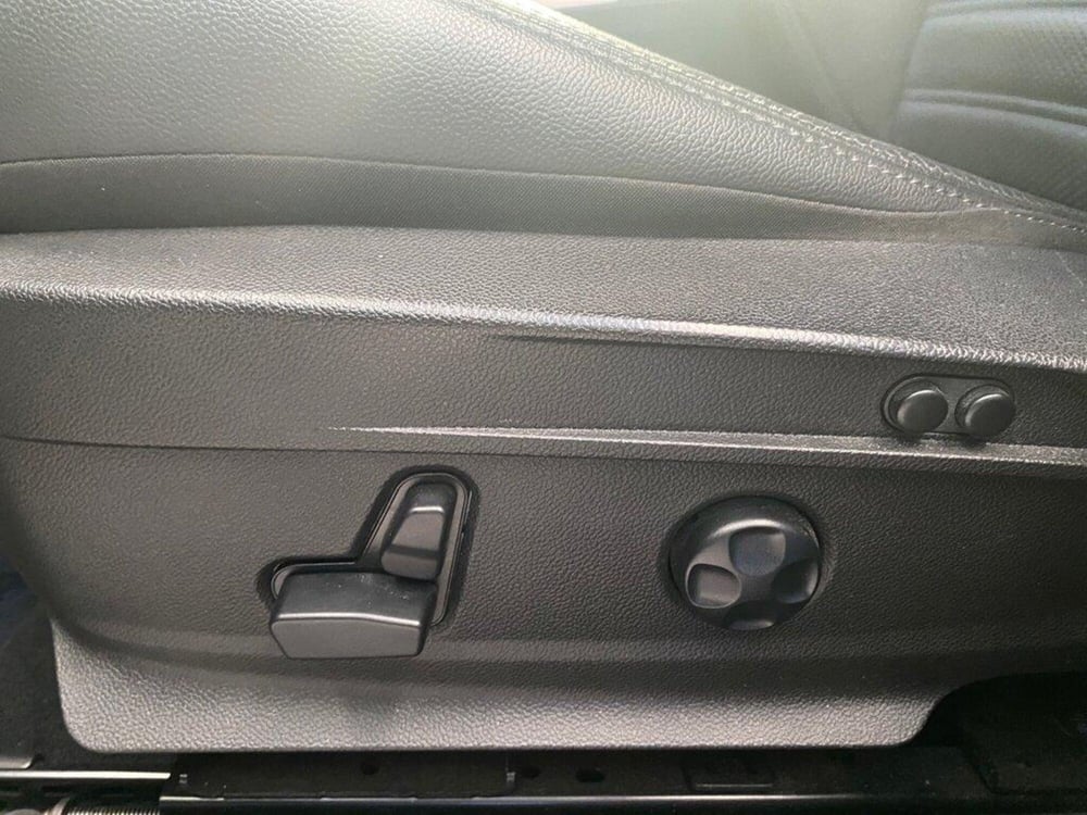 Alfa Romeo Stelvio usata a Torino (13)