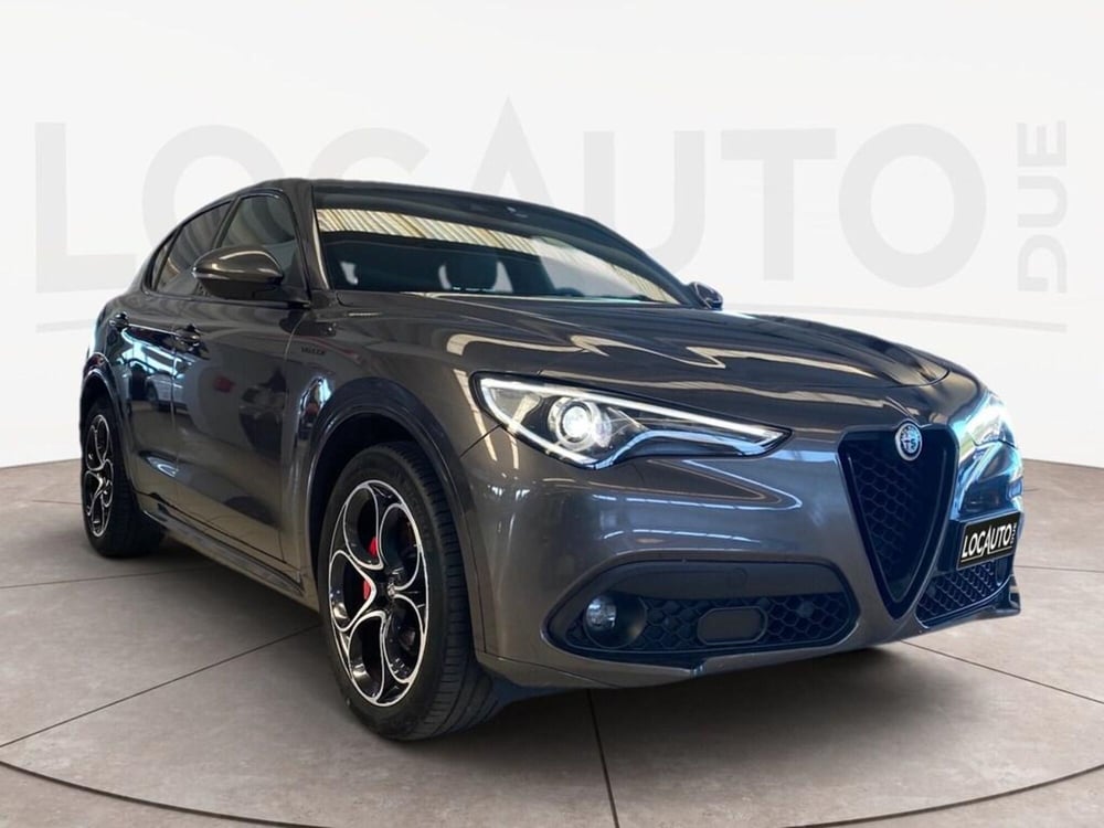 Alfa Romeo Stelvio usata a Torino (3)