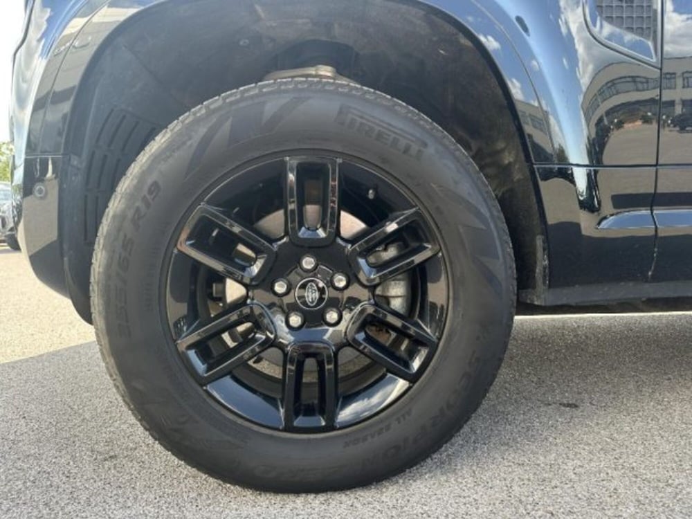 Land Rover Defender usata a Siena (9)