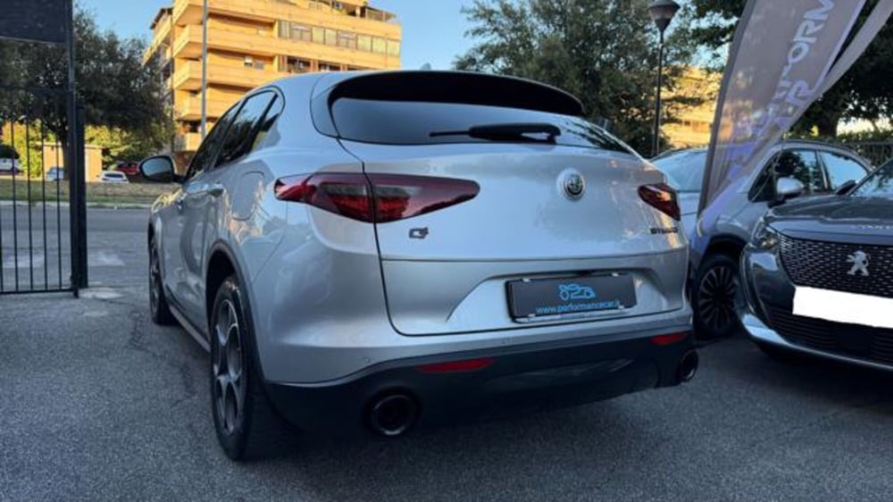Alfa Romeo Stelvio usata a Roma (3)