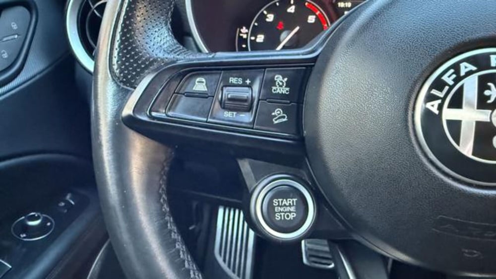 Alfa Romeo Stelvio usata a Roma (6)
