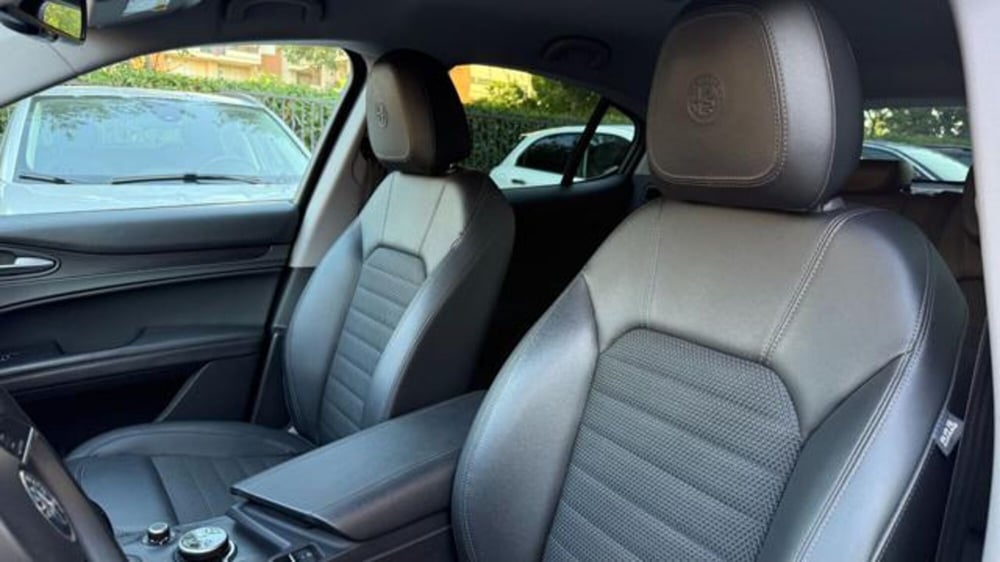 Alfa Romeo Stelvio usata a Roma (13)