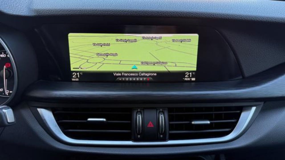 Alfa Romeo Stelvio usata a Roma (8)