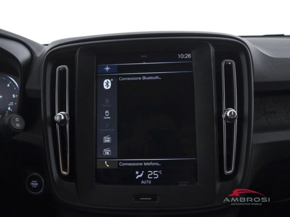 Volvo XC40 usata a Perugia (15)
