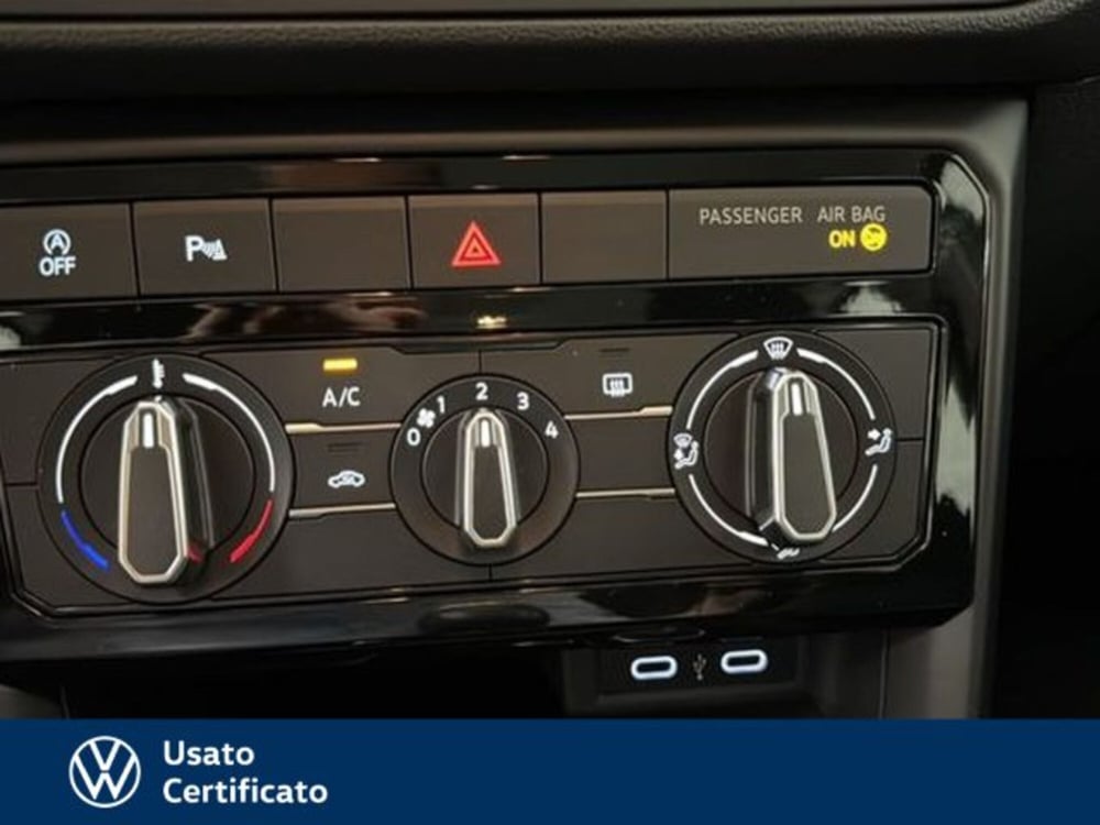 Volkswagen T-Cross usata a Vicenza (14)