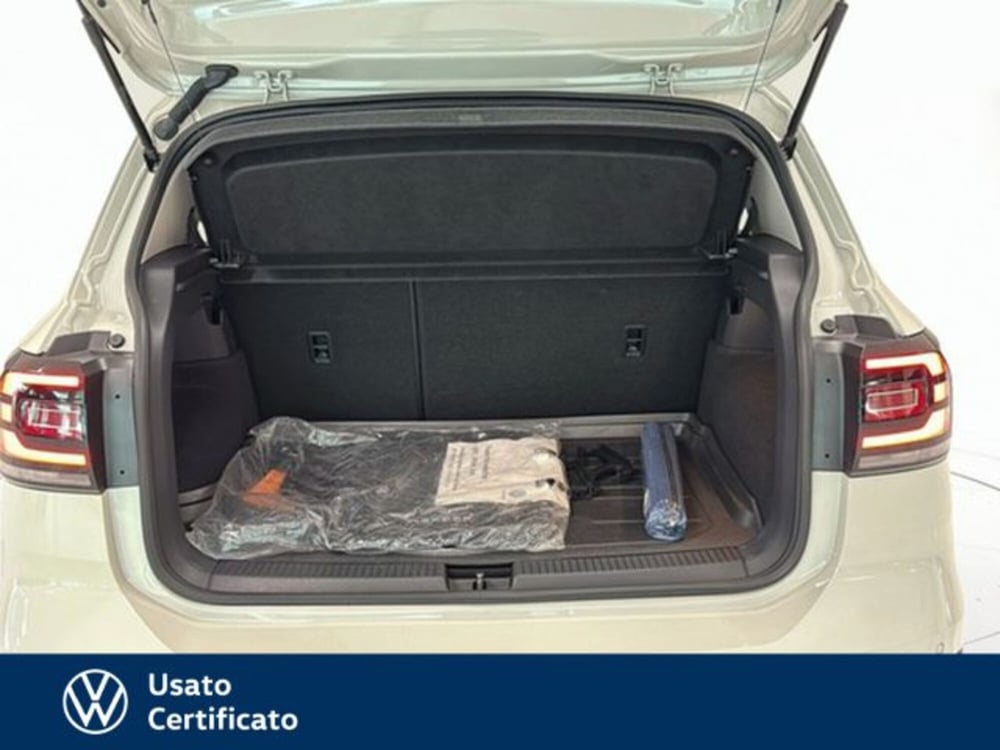 Volkswagen T-Cross usata a Vicenza (18)