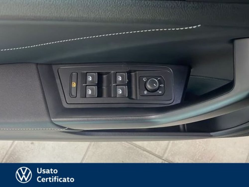 Volkswagen T-Roc usata a Vicenza (17)