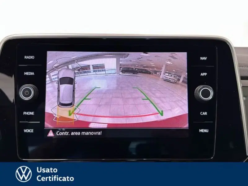 Volkswagen T-Roc usata a Vicenza (13)