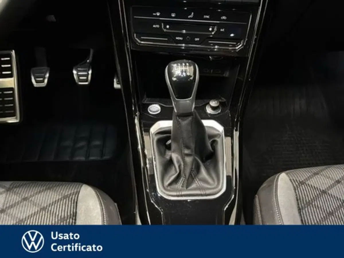 Volkswagen T-Roc usata a Vicenza (10)