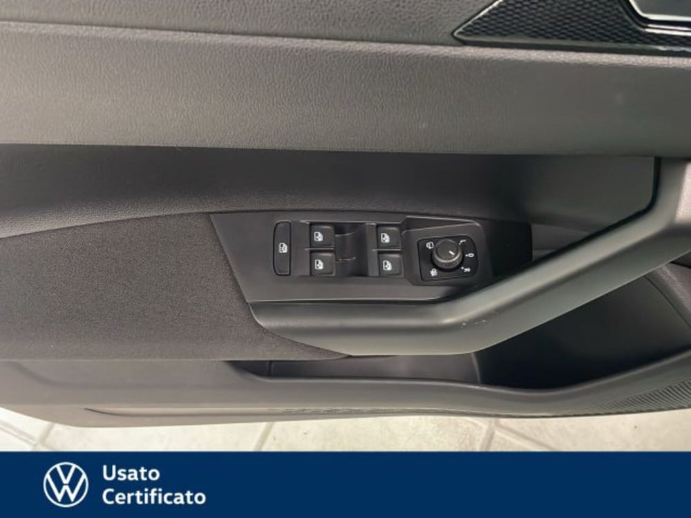 Volkswagen Polo nuova a Vicenza (16)