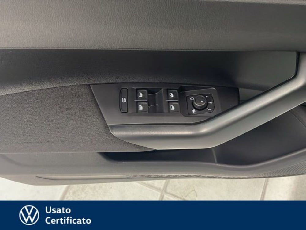 Volkswagen Polo nuova a Vicenza (17)