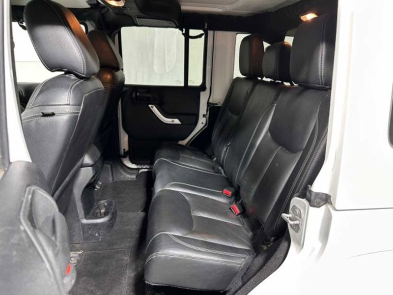 Jeep Wrangler Unlimited usata a Sondrio (11)