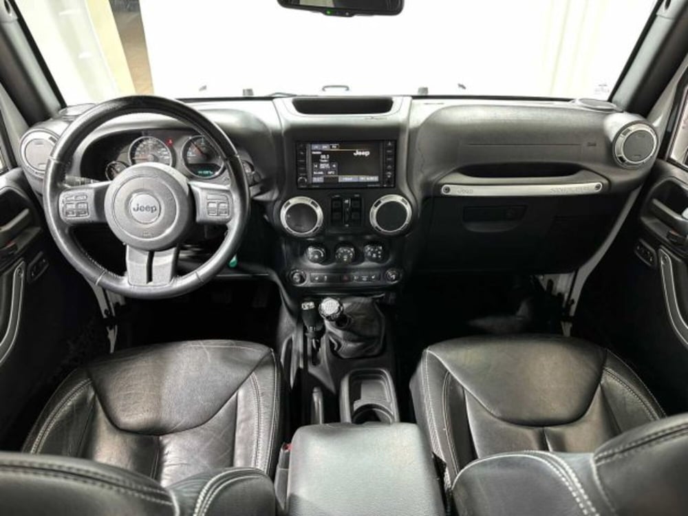 Jeep Wrangler Unlimited usata a Sondrio (12)
